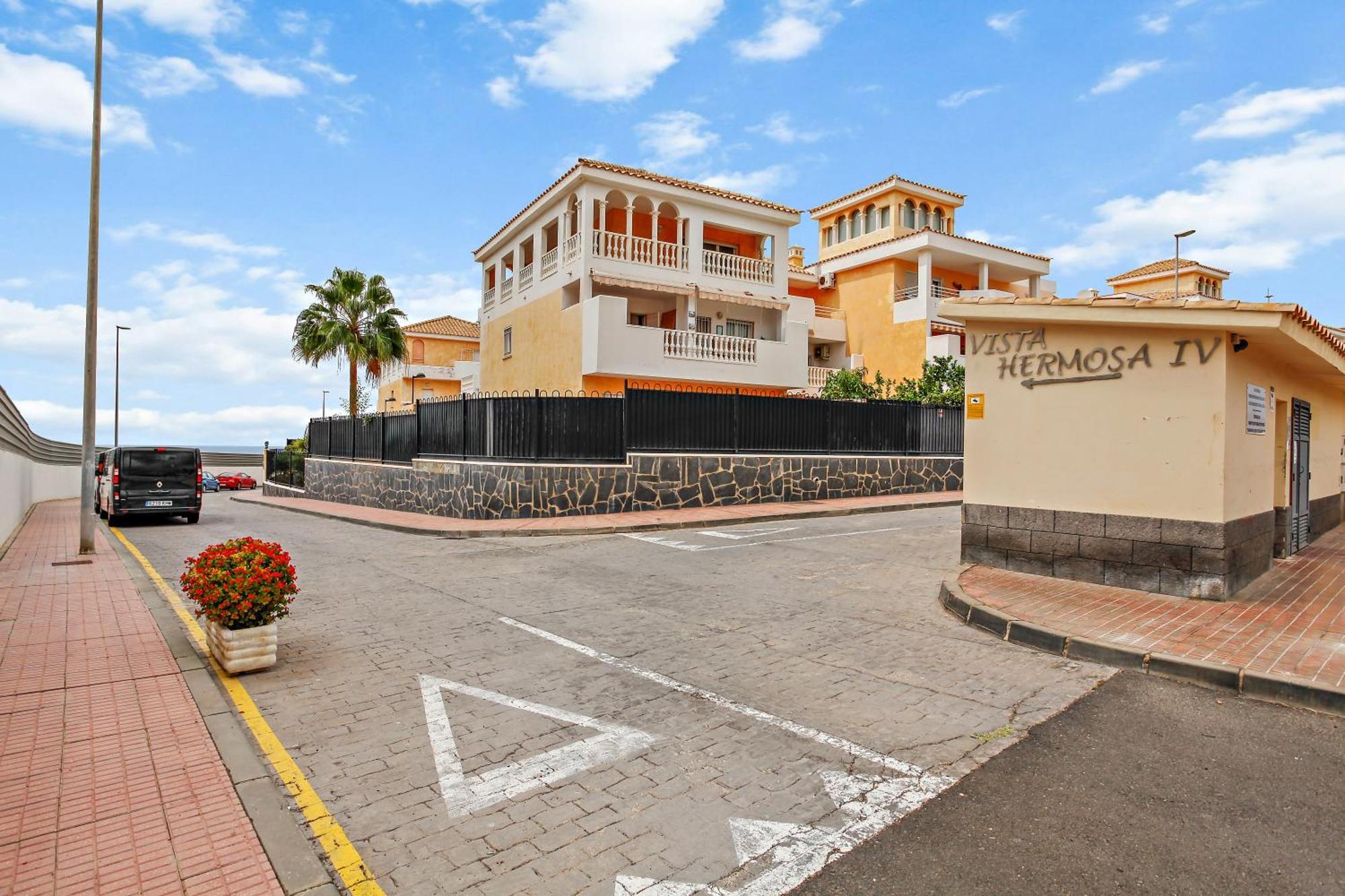 1 Bedroom Giuly Sea Views In Los Cristianos Los Cristianos (Tenerife) Exterior foto